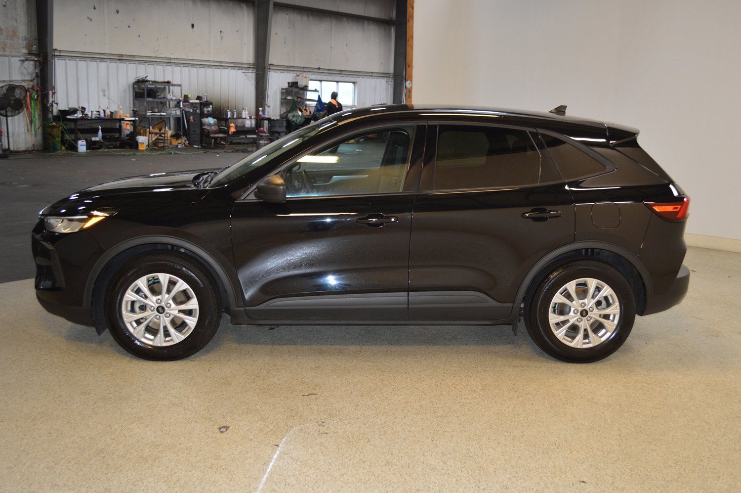 Used 2025 Ford Escape Active FWD image 6