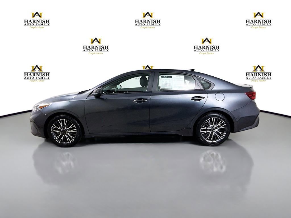 Used 2022 Kia Forte GT-Line FWD image 4