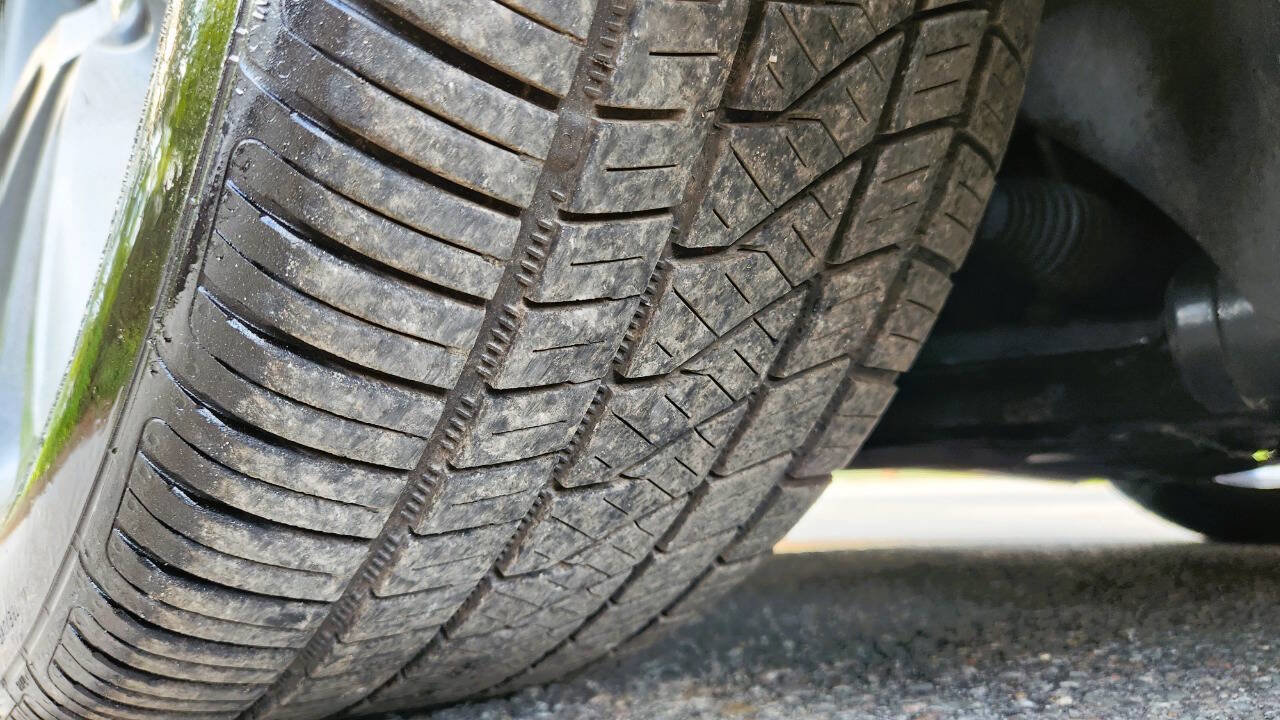 Used 2012 Volvo C70 T5 w/ Climate Pkg image 37