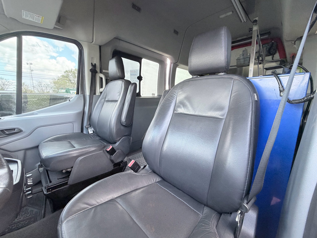 Used 2018 Ford Transit 350 XLT image 25