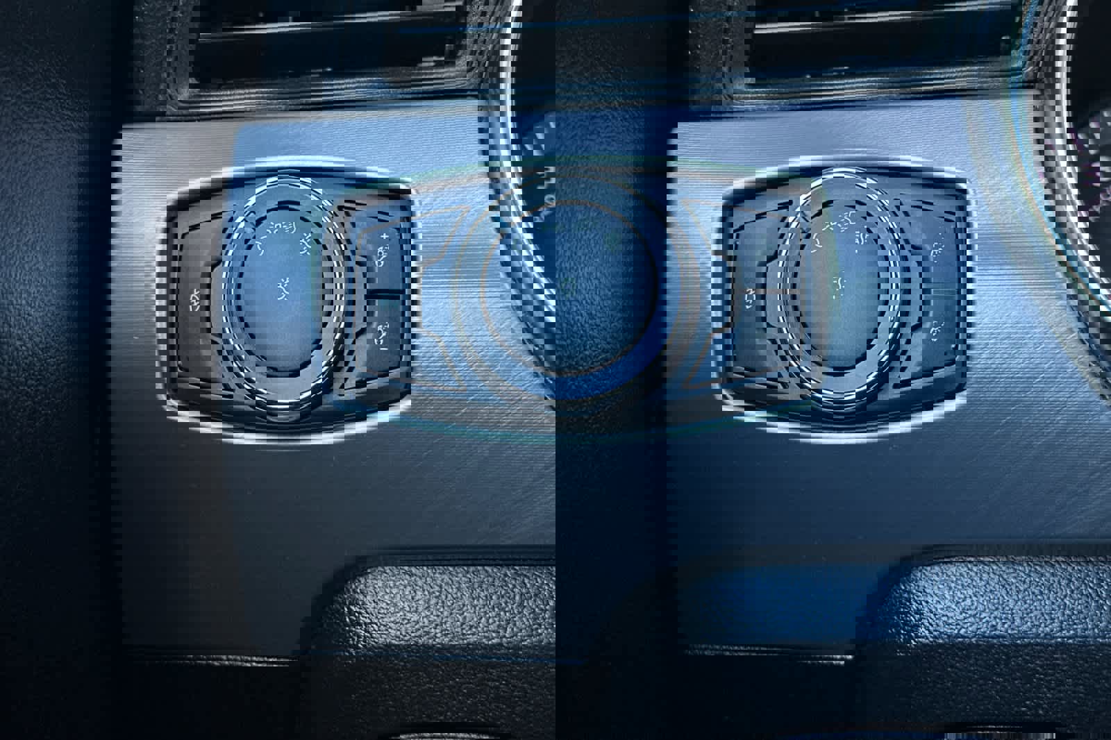 Used 2022 Ford Mustang GT w/ Black Accent Package RWD image 26