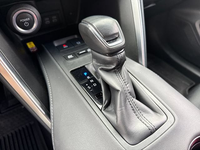 Used 2024 Toyota Venza LE AWD/4WD image 30