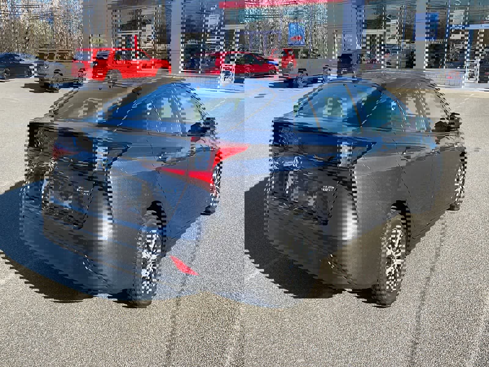 Certified 2021 Toyota Prius LE w/ Carpet Mat Package (TMS) image 9