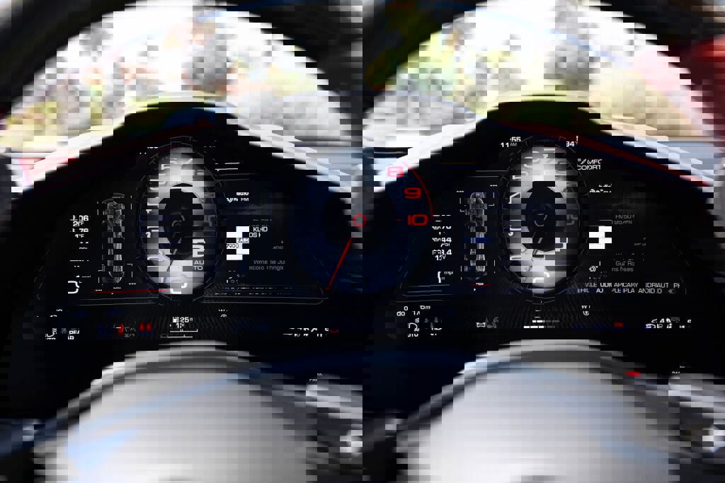 Certified 2025 Ferrari Purosangue image 18