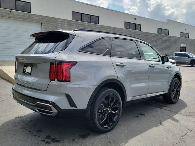 Certified 2022 Kia Sorento SX image 4