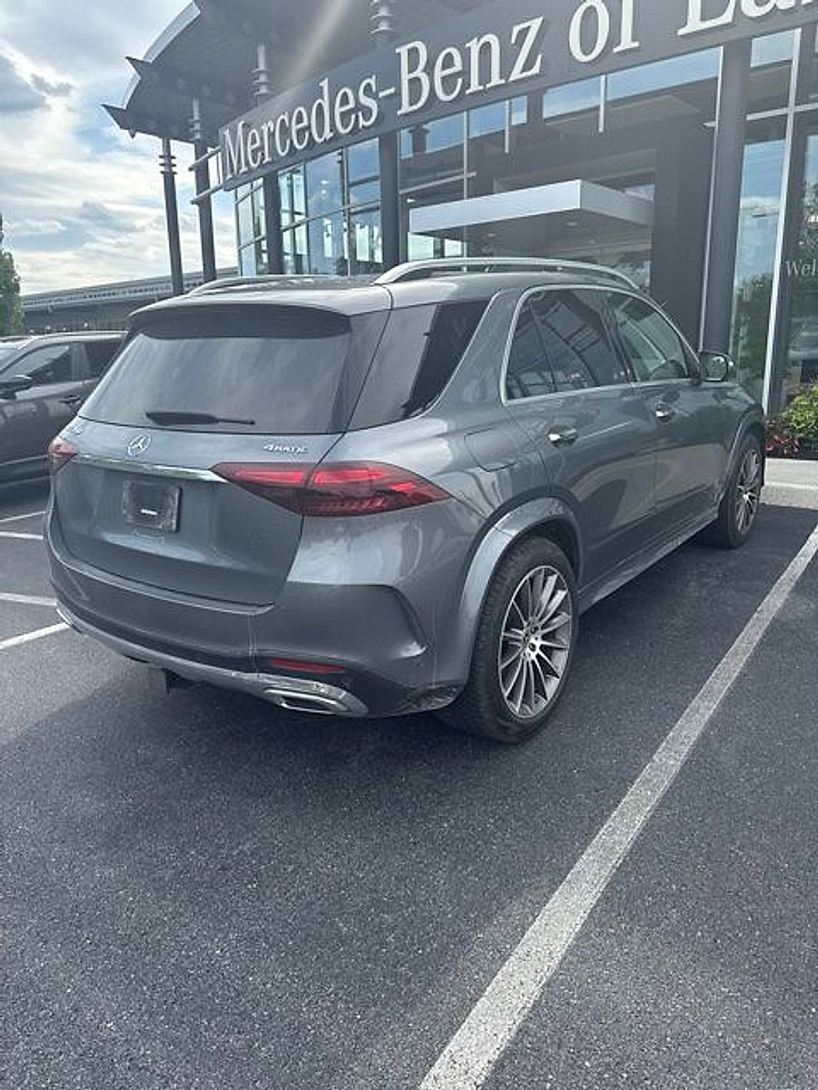 Used 2024 Mercedes-Benz GLE 350 4MATIC image 3