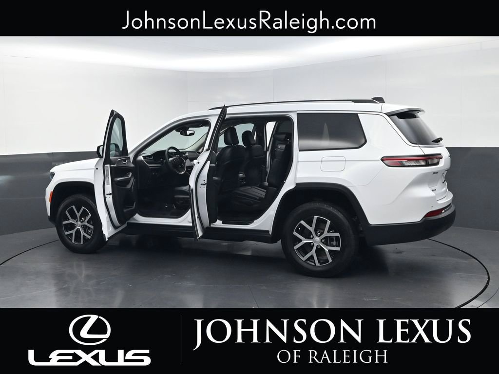 Used 2024 Jeep Grand Cherokee L Limited AWD/4WD image 38