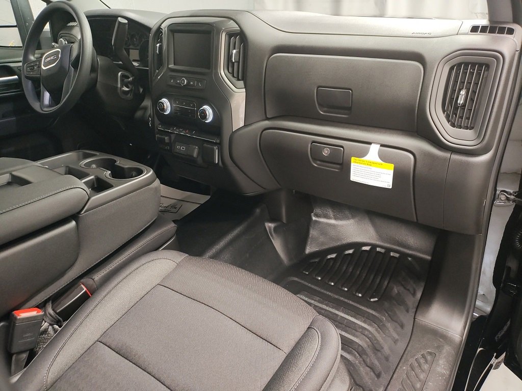 New 2025 GMC Sierra 2500 Pro w/ Convenience Package image 8