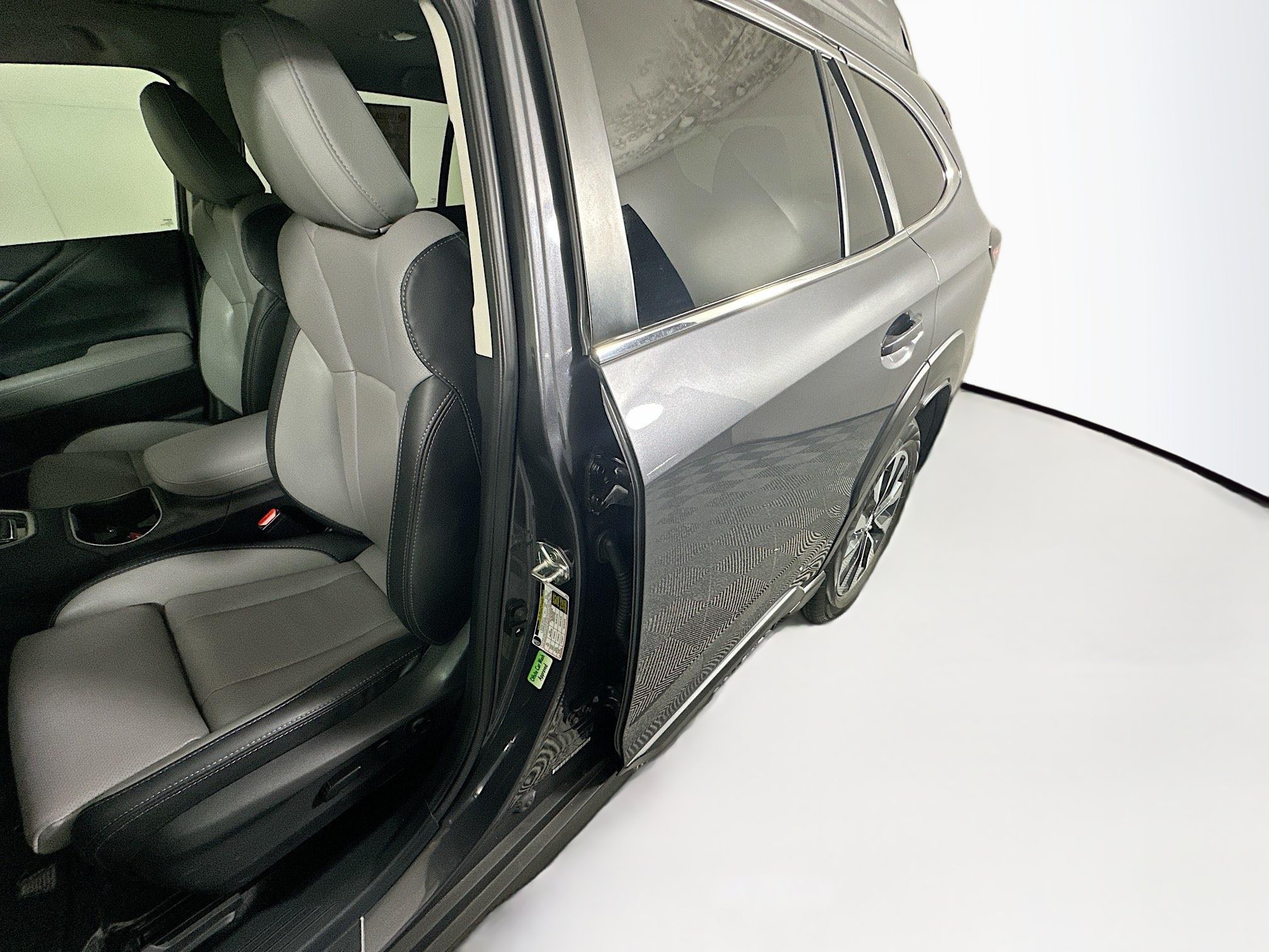 Used 2025 Subaru Outback Limited AWD/4WD image 12