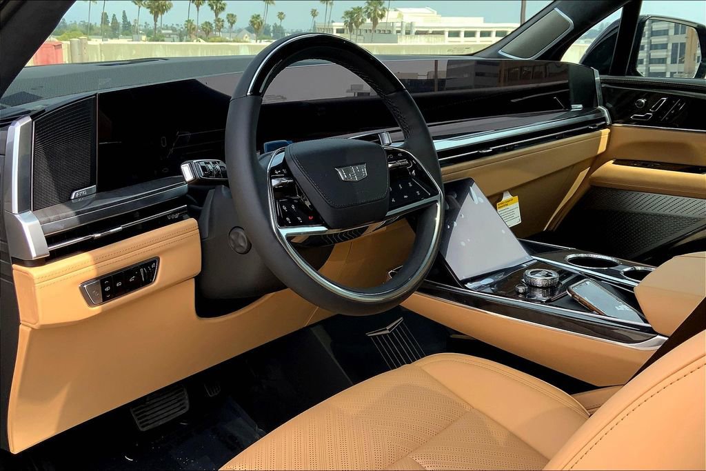 New 2025 Cadillac Escalade IQ Luxury 2 image 9