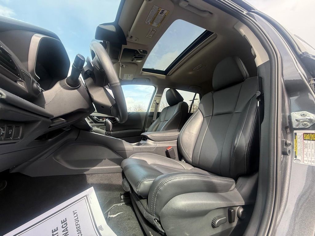 Used 2025 Subaru Outback Limited XT image 14