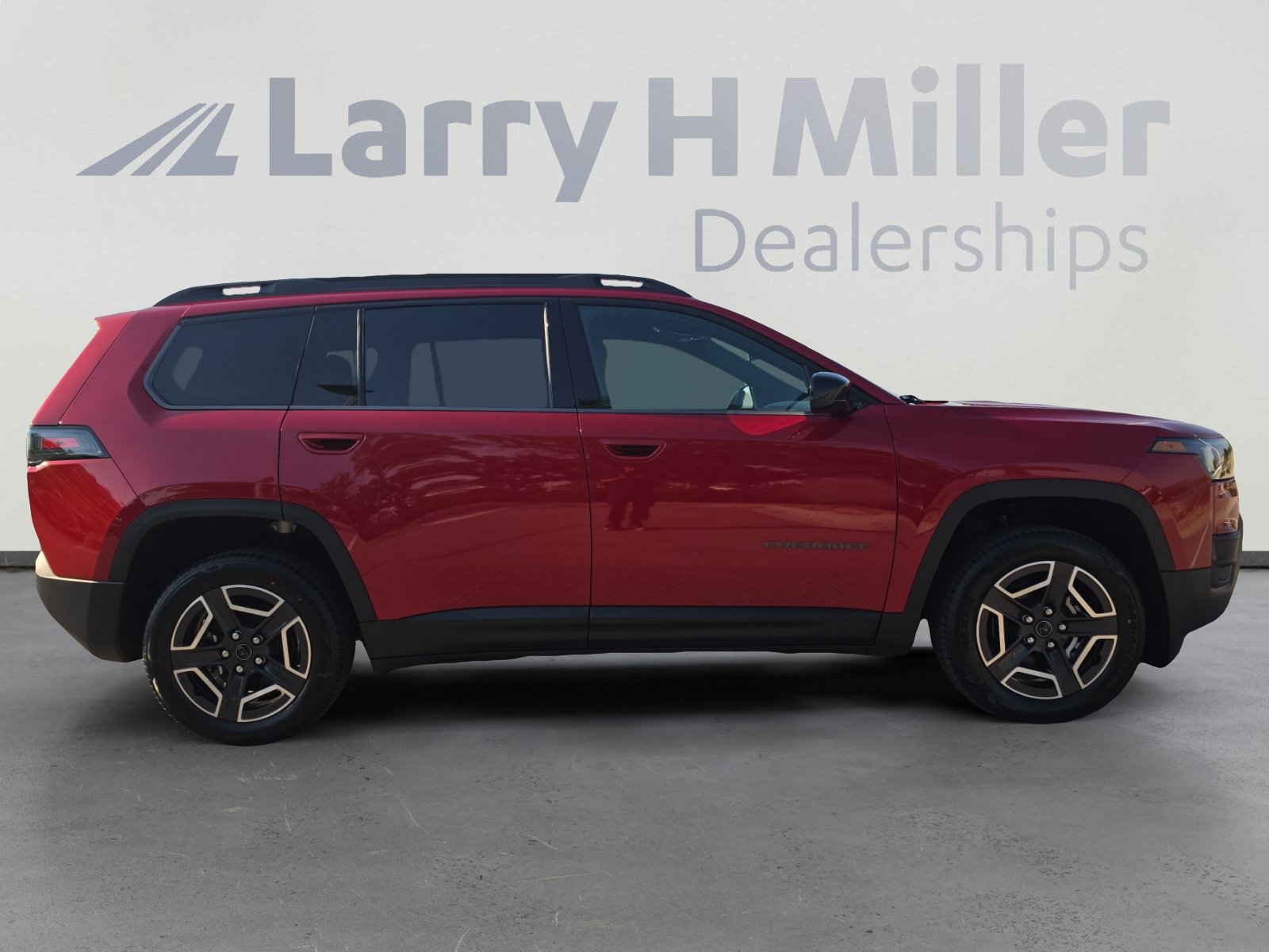 New 2026 Jeep Cherokee Laredo AWD/4WD image 6