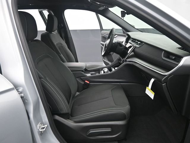 New 2026 Jeep Grand Cherokee L Laredo image 20