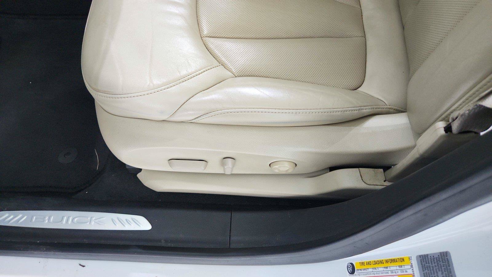 Used 2017 Buick Envision Essence w/ LPO, Hit The Road Package AWD/4WD image 18