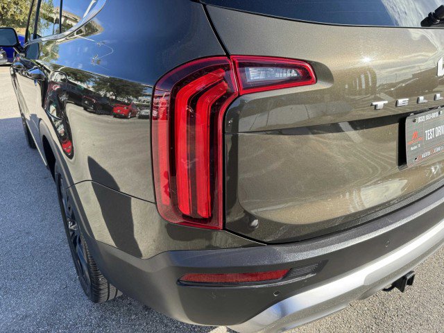 Used 2022 Kia Telluride SX FWD image 15
