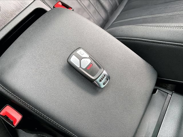 Used 2021 Audi Q5 Premium AWD/4WD image 20