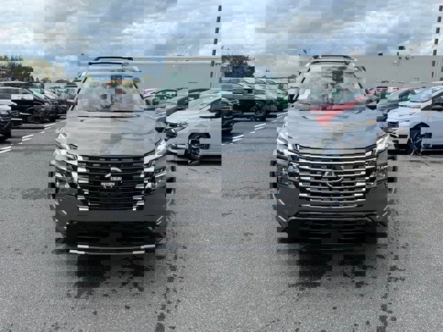 New 2026 Nissan Rogue Platinum w/ Platinum Premium Package image 3