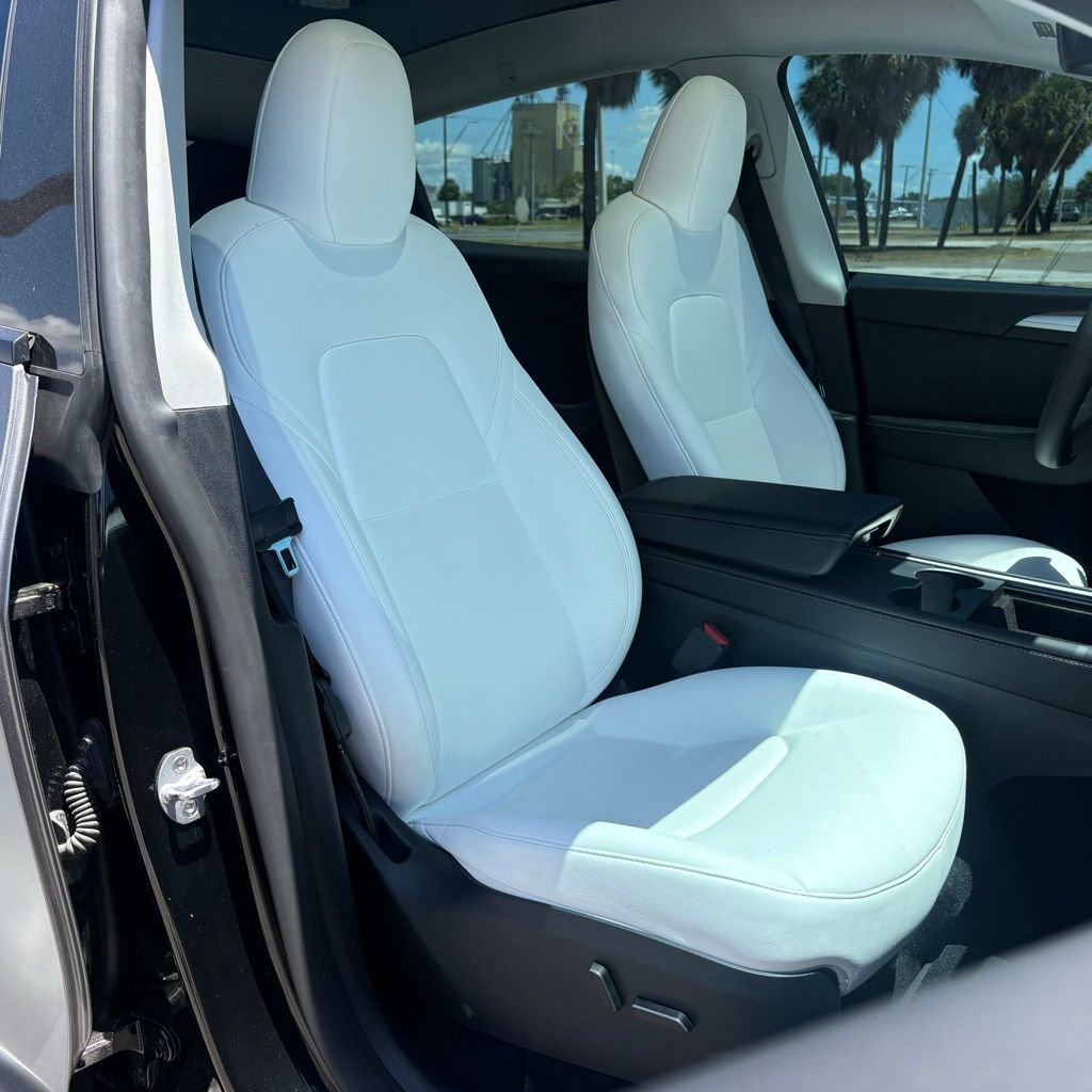 Used 2023 Tesla Model Y Performance AWD/4WD image 18