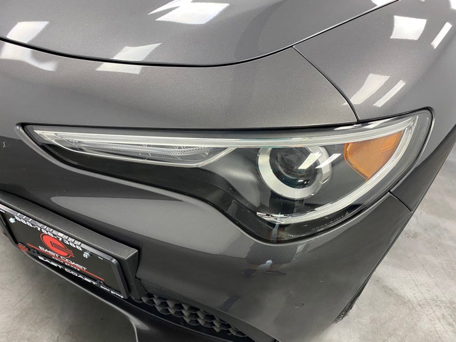 Used 2019 Alfa Romeo Stelvio Ti AWD/4WD image 9