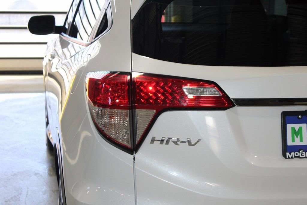 Used 2021 Honda HR-V Sport image 35
