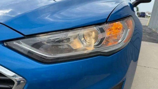 Used 2020 Ford Fusion S image 12