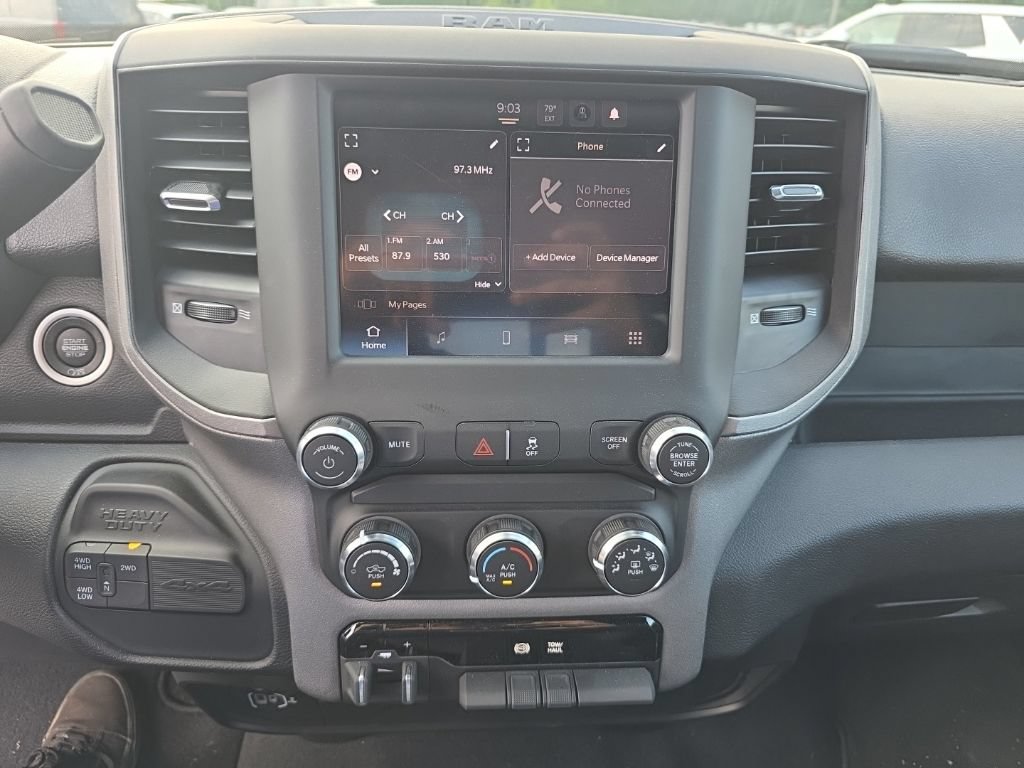 Used 2024 RAM 3500 Tradesman w/ Chrome Appearance Group AWD/4WD image 11