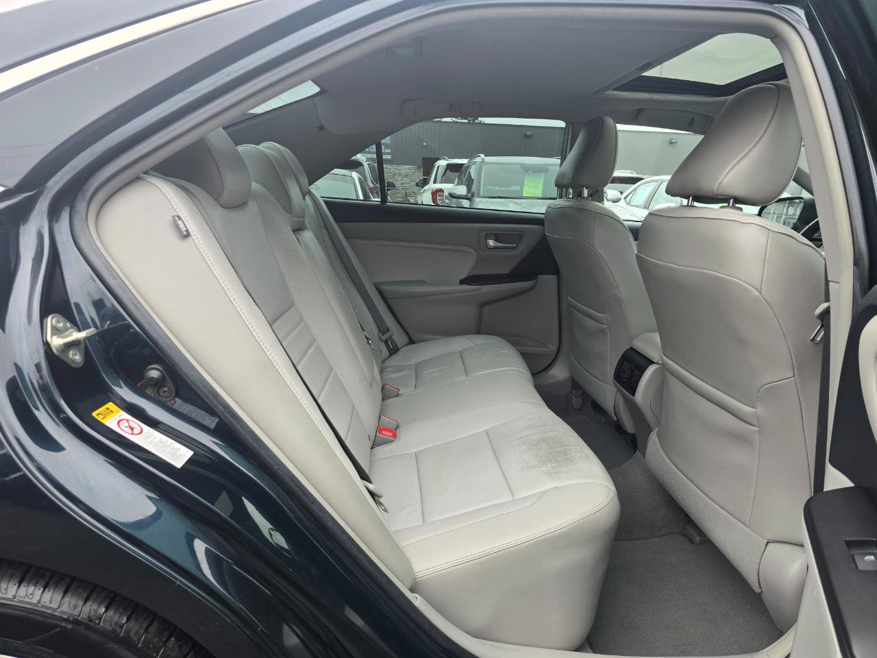 Used 2017 Toyota Camry XLE w/ Moonroof Package FWD image 16