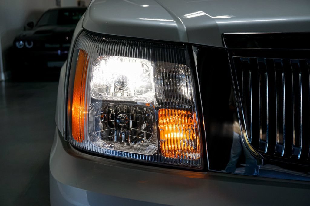 Used 2004 Cadillac Escalade EXT AWD/4WD image 79