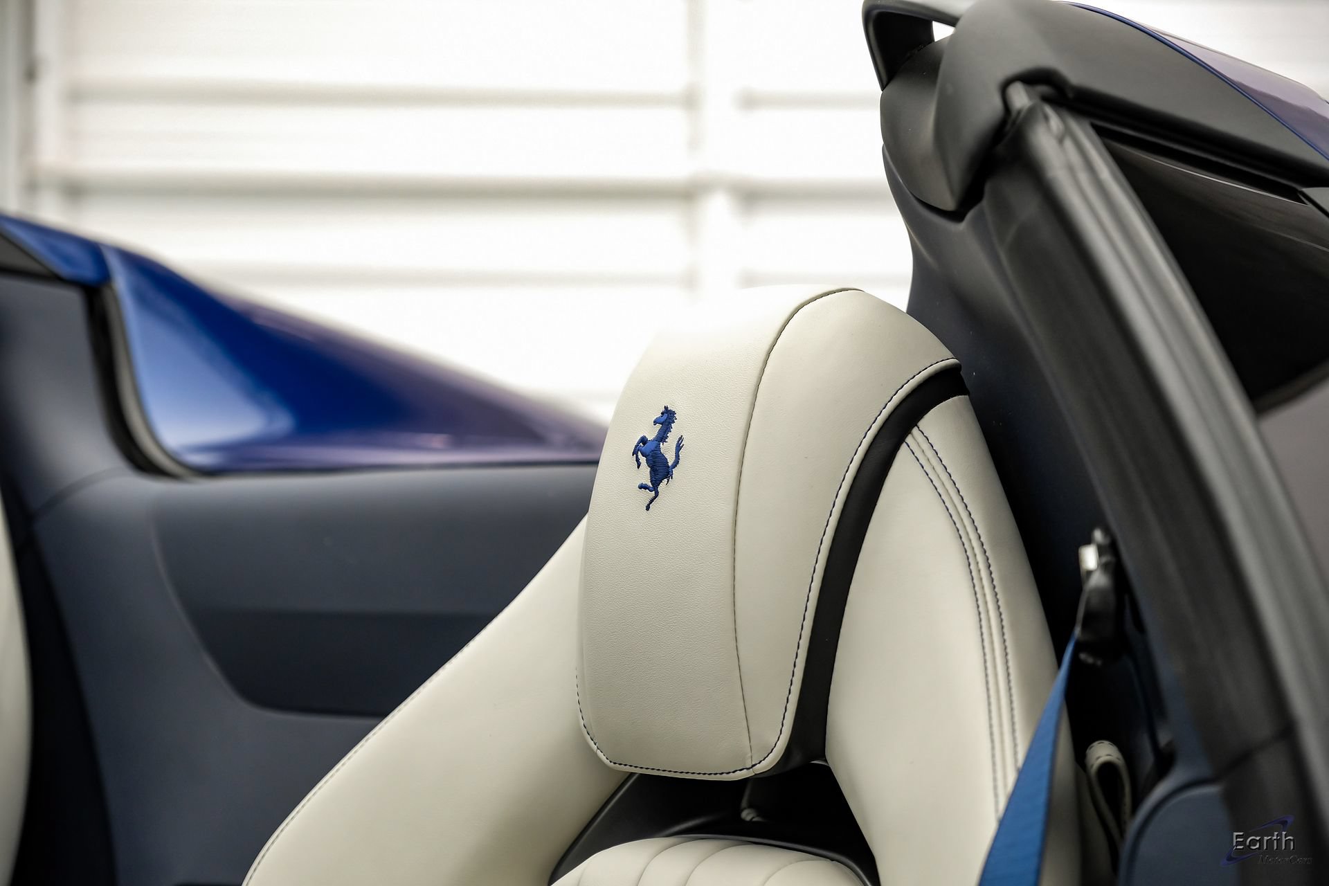 Used 2022 Ferrari 812 GTS RWD image 49