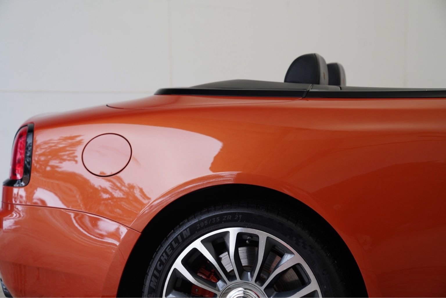 Used 2020 Rolls-Royce Dawn image 90