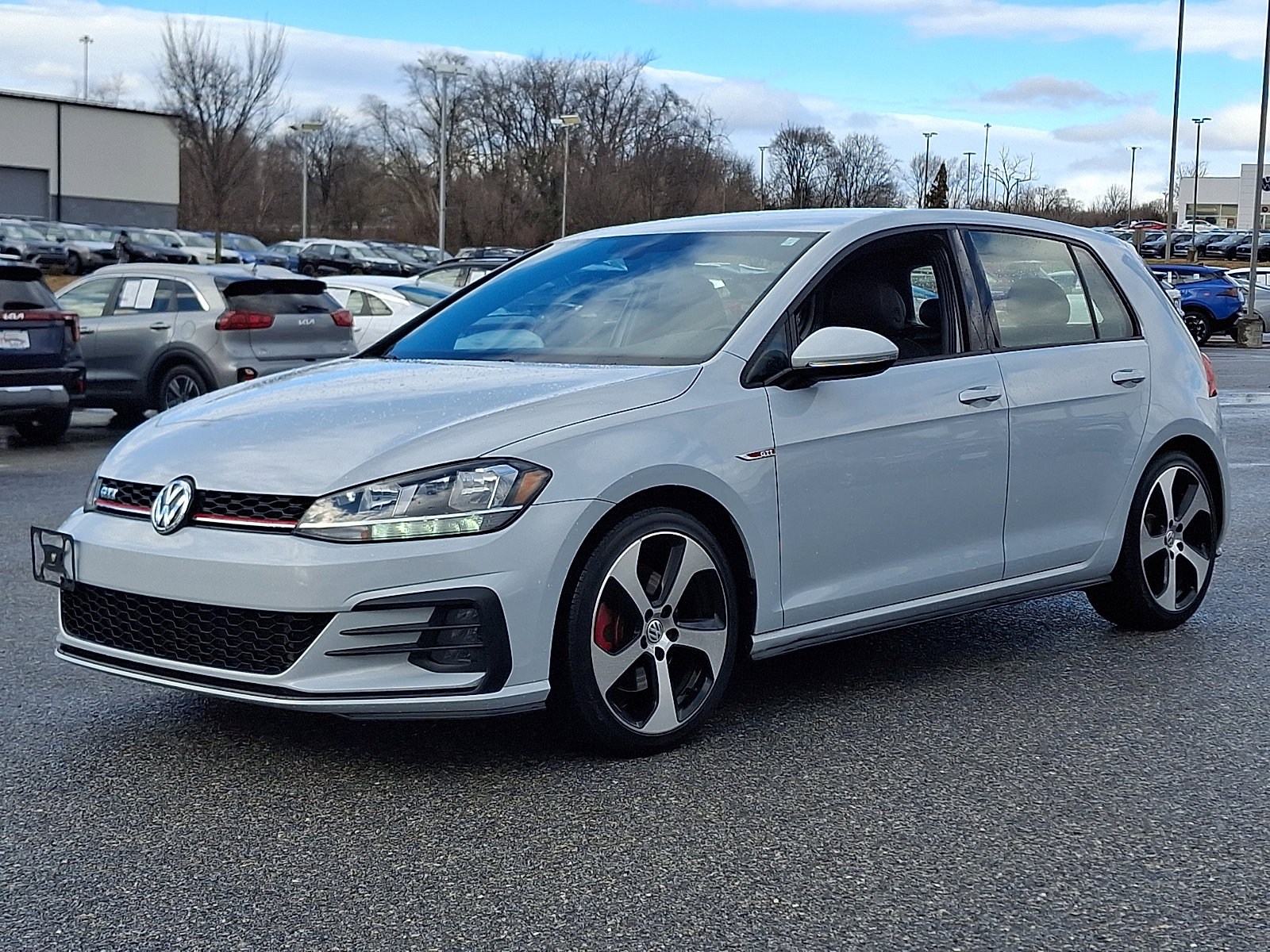 Used 2018 Volkswagen GTI S image 3