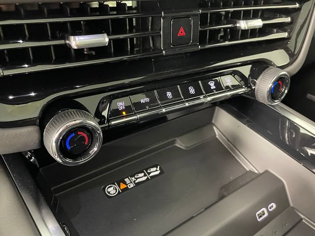 New 2026 Chevrolet Tahoe Premier w/ Sun And Tow Package AWD/4WD image 8