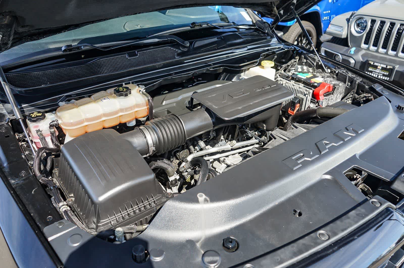 Used 2019 RAM 1500 Laramie image 26