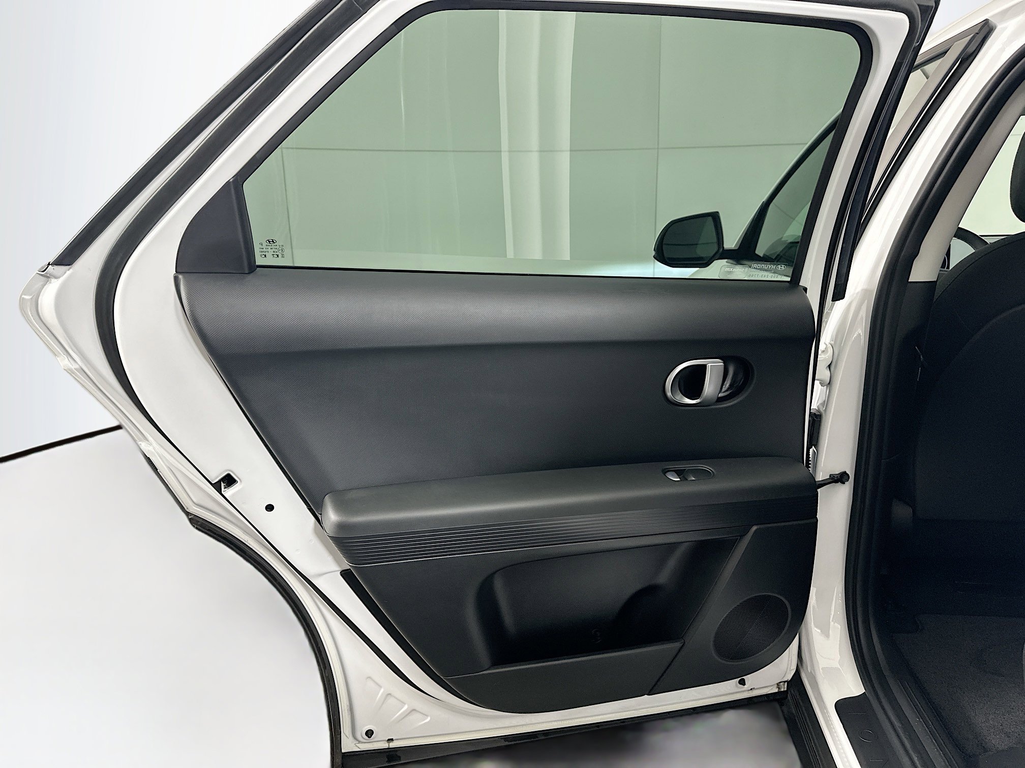 Used 2024 Hyundai Ioniq 5 SEL image 26