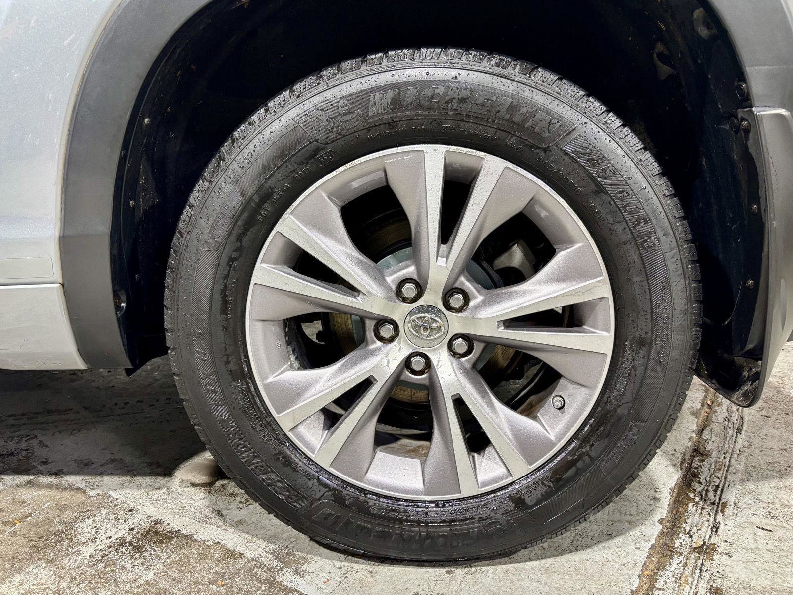 Used 2015 Toyota Highlander Plus image 37