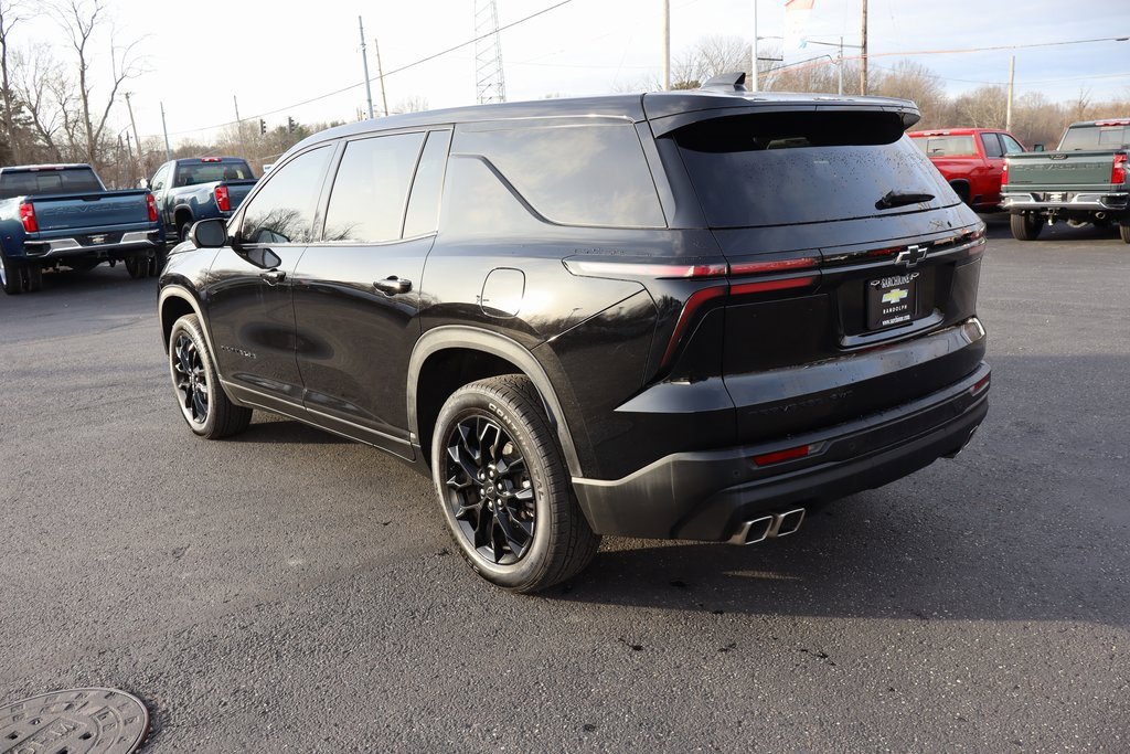 Used 2024 Chevrolet Traverse LS w/ Midnight/Sport Edition image 35