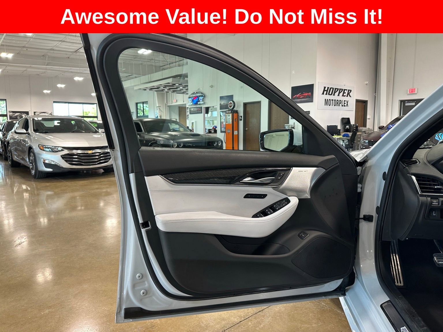 Used 2022 Cadillac CT5 Premium Luxury image 11