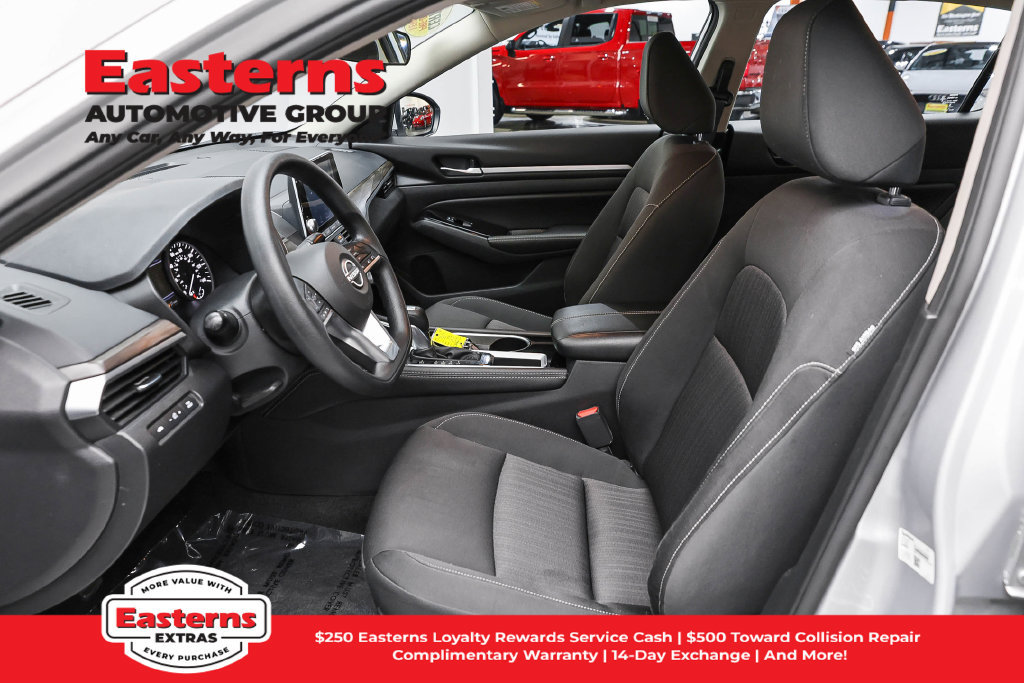 Used 2023 Nissan Altima 2.5 SV FWD image 15
