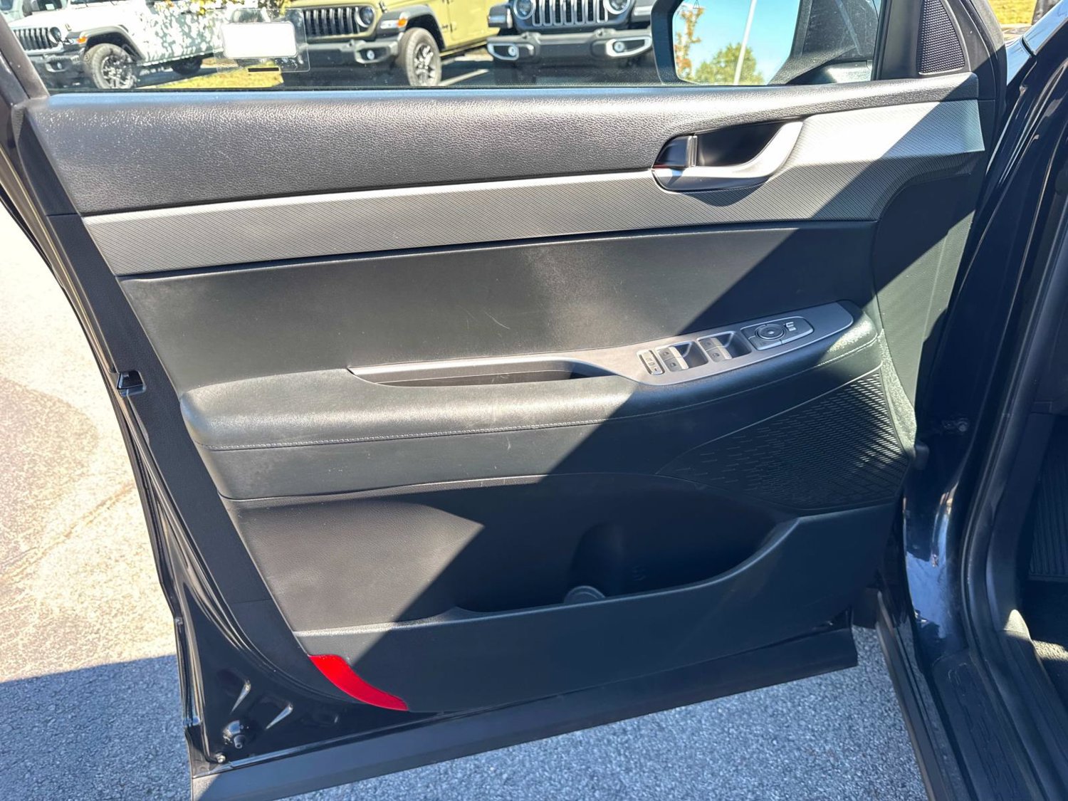 Used 2024 Hyundai Palisade SEL FWD image 29