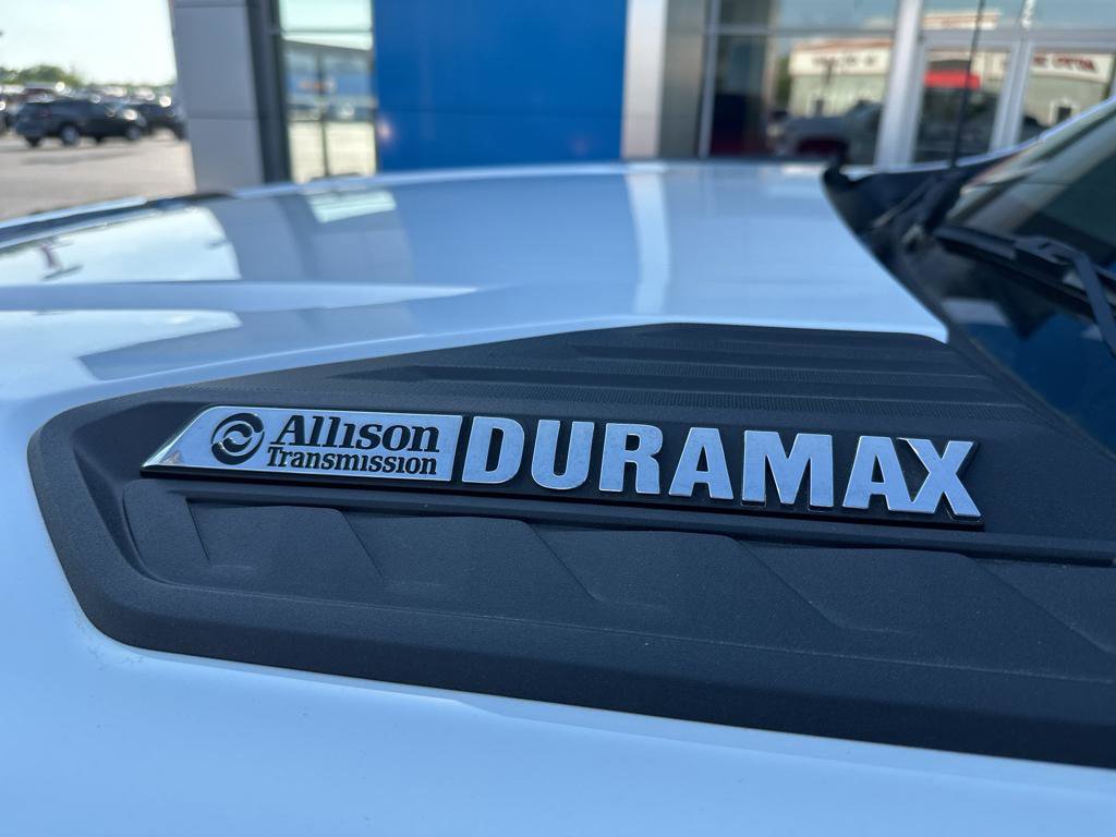 Used 2024 Chevrolet Silverado 3500 LTZ w/ LTZ Convenience Package image 10