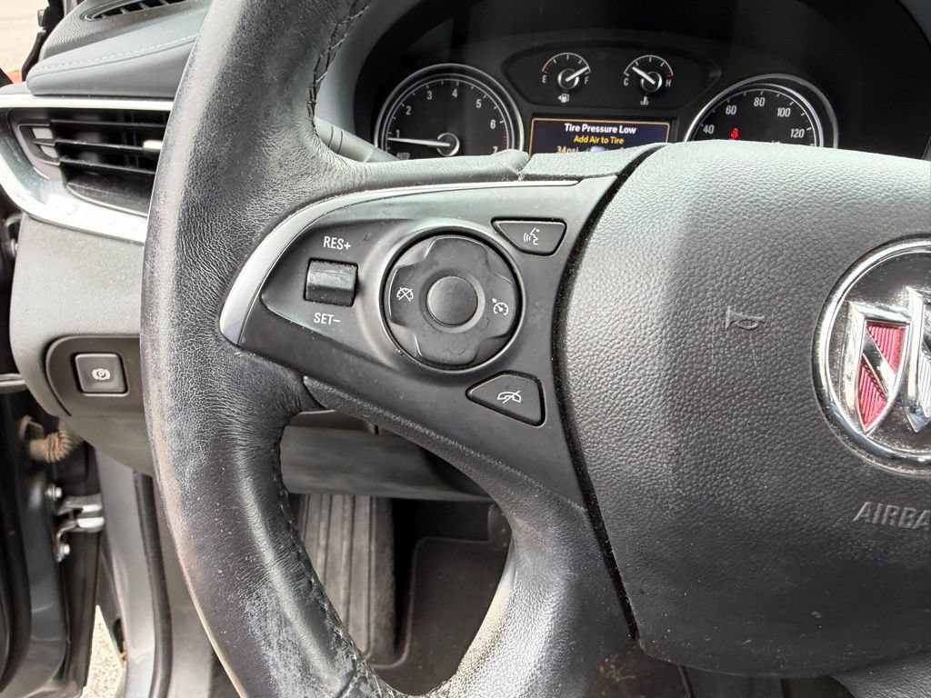 Used 2020 Buick Enclave Essence FWD image 28