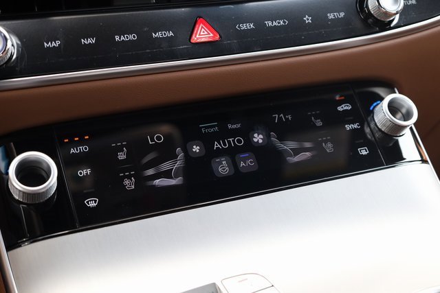 New 2026 Genesis GV70 2.5T Advanced image 23