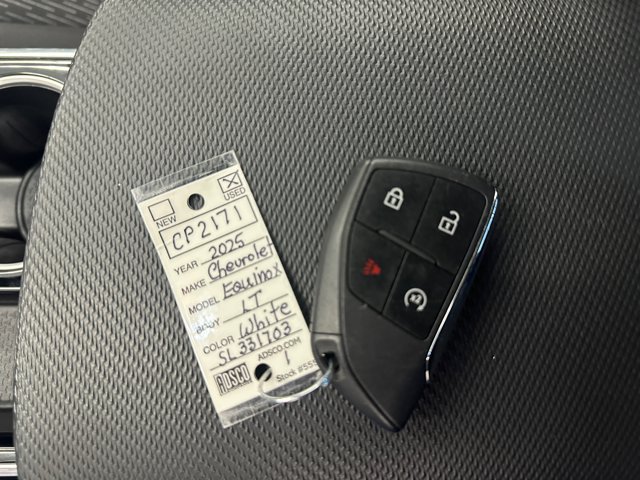 Used 2025 Chevrolet Equinox LT FWD image 30