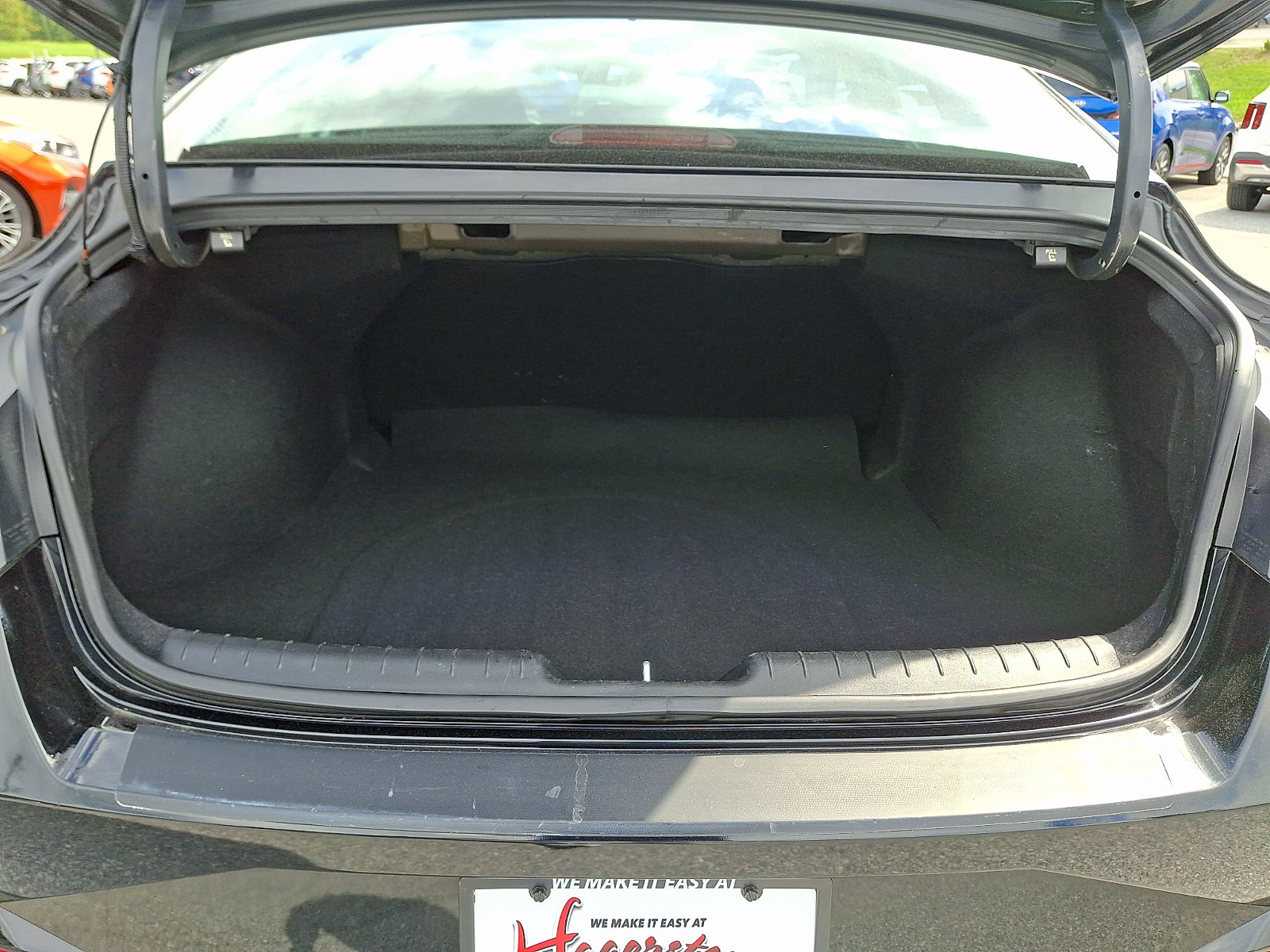 Used 2023 Hyundai Elantra SEL FWD image 28
