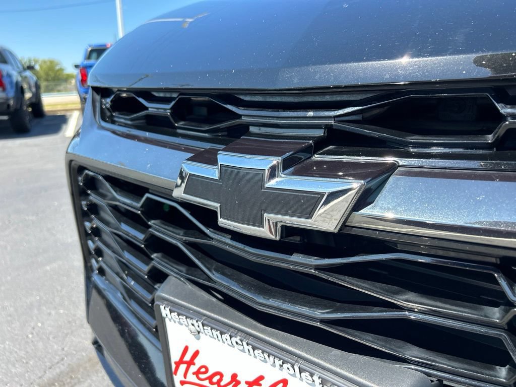 Used 2022 Chevrolet Blazer RS w/ Enhanced Convenience Package AWD/4WD image 11