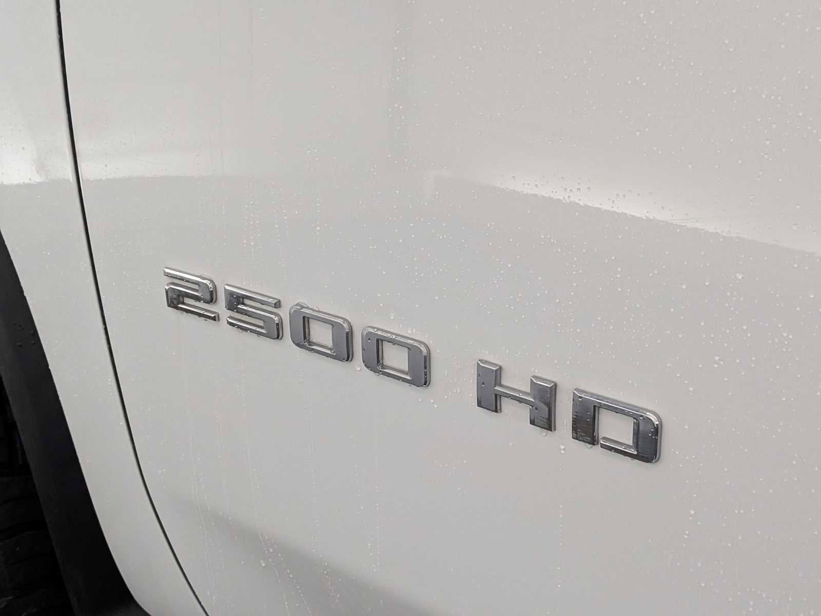 Used 2022 Chevrolet Silverado 2500 LTZ image 11