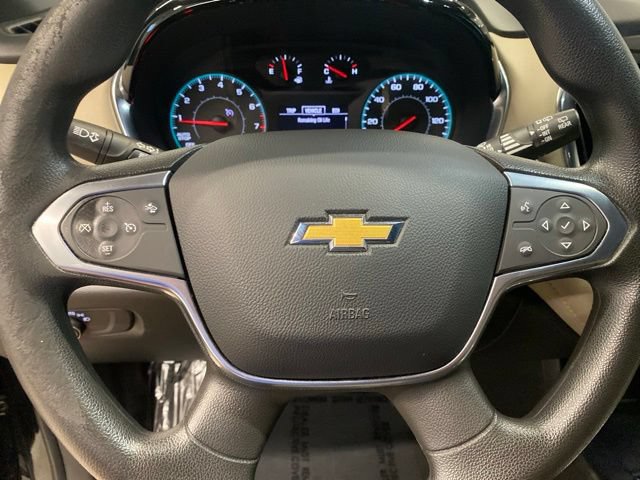 Used 2023 Chevrolet Traverse LS FWD image 13