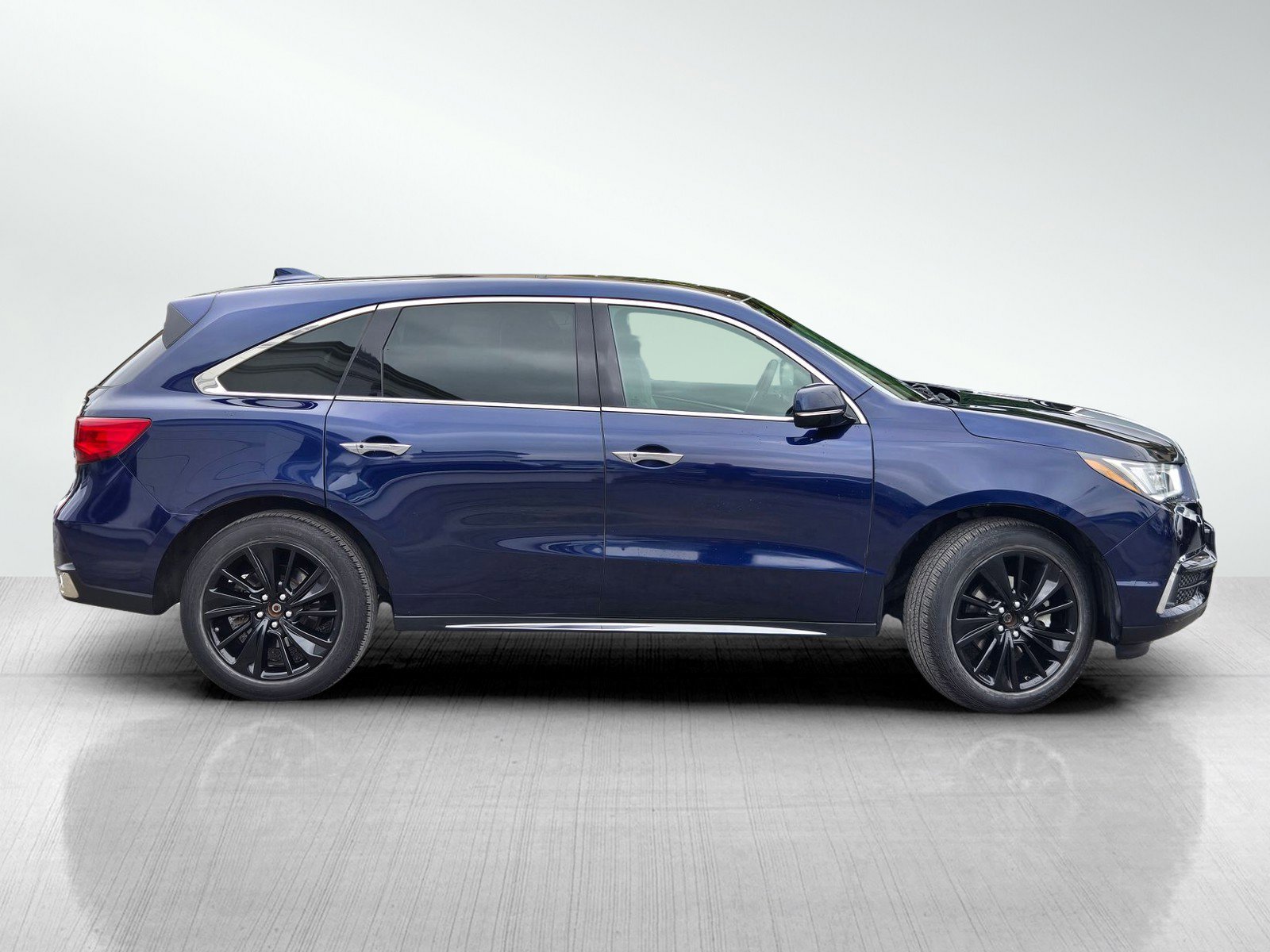 Used 2017 Acura MDX SH-AWD w/ Technology Package image 3