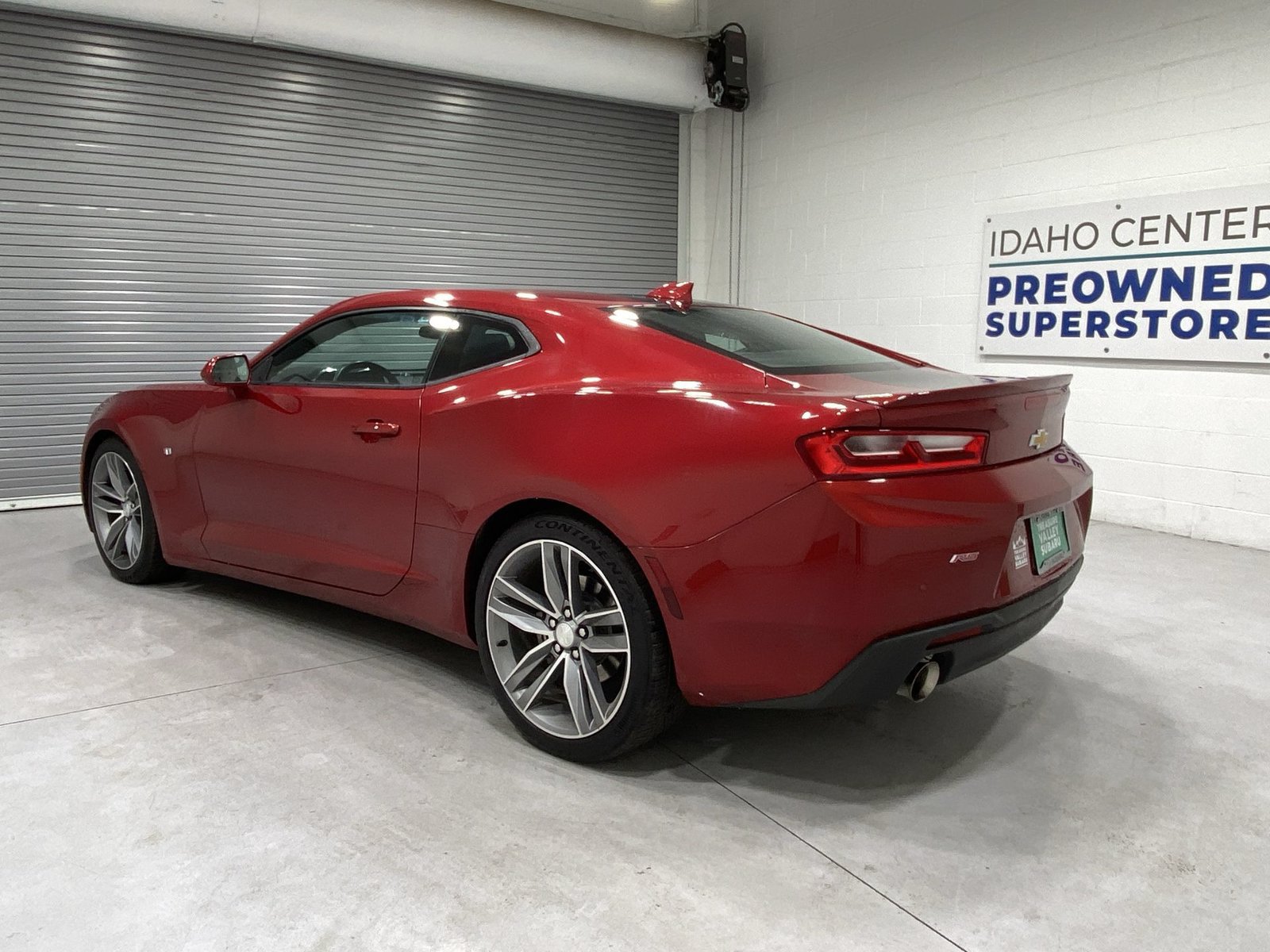 Used 2016 Chevrolet Camaro LT RWD image 6