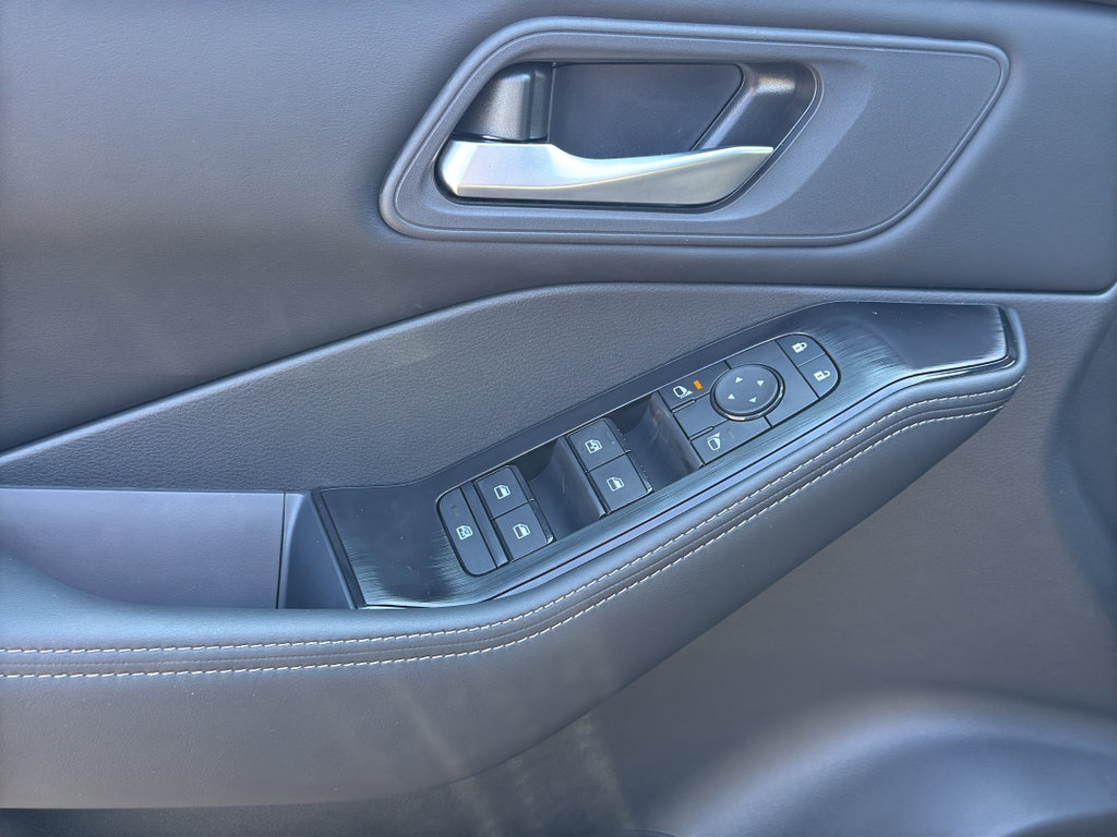 New 2026 Nissan Rogue SV image 13